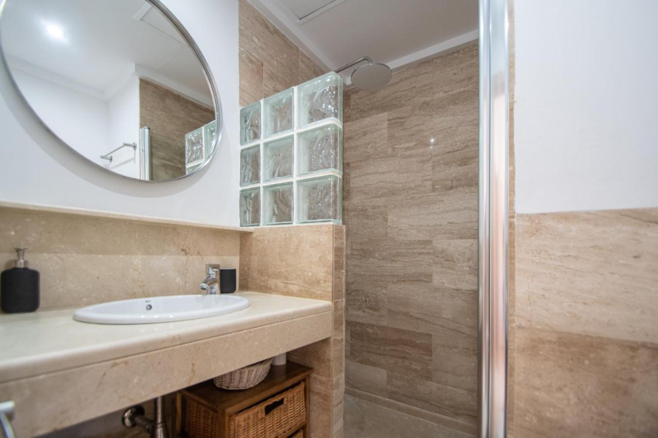 Apartament Studio Fenizia Kadyks Zewnętrze zdjęcie